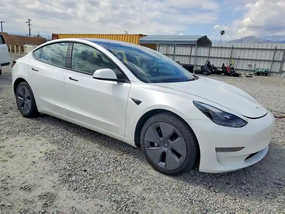 5YJ3E1EA1PF507149 2023 TESLA MODEL 3-3