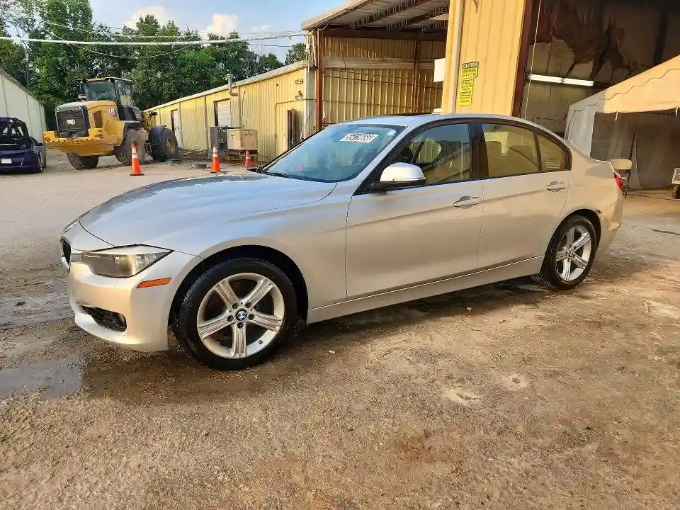WBA3B3G50ENR82310 2014 BMW 3 SERIES-0