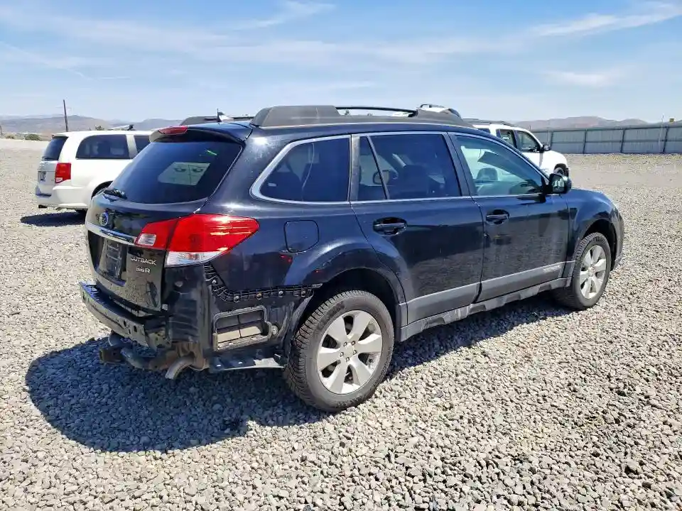 4S4BRDKC5B2395308 2011 SUBARU OUTBACK-2