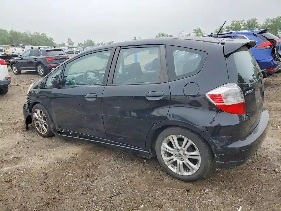 JHMGE8H56BS006681 2011 HONDA FIT-1