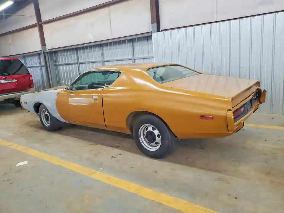 WH23G2G175336 1972 DODGE CHARGER-1