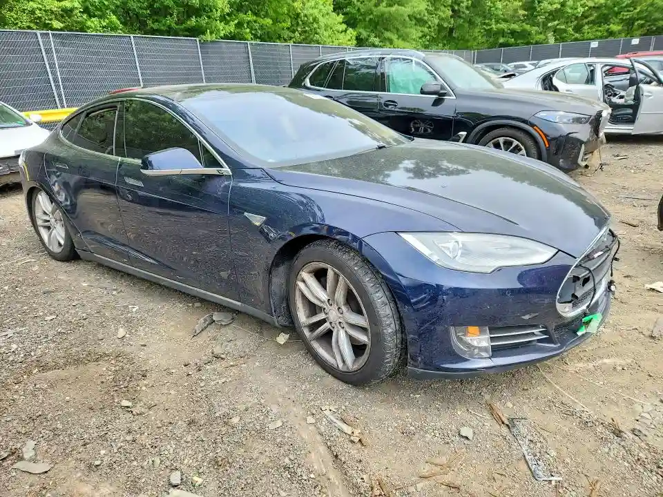 5YJSA1H22FFP74892 2015 TESLA MODEL S-3