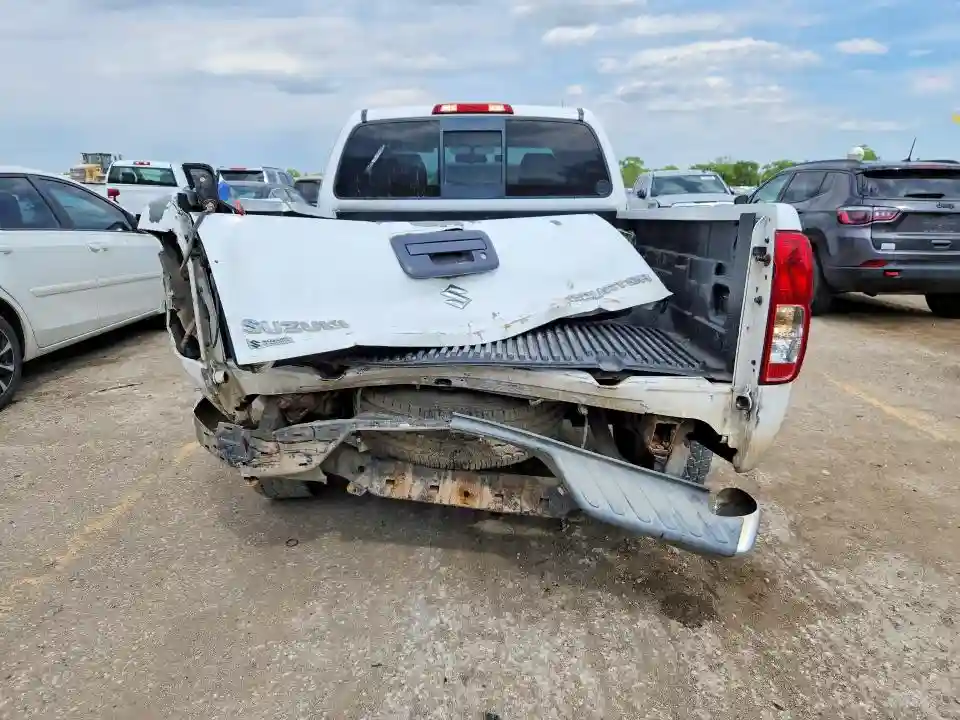 5Z62D0CT2AC429354 2010 SUZUKI EQUATOR BA-5