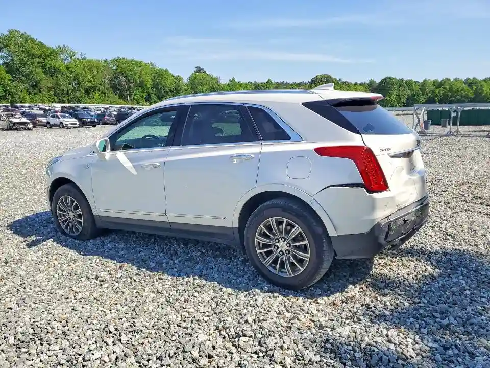 1GYKNBRS2HZ137047 2017 CADILLAC XT5-1