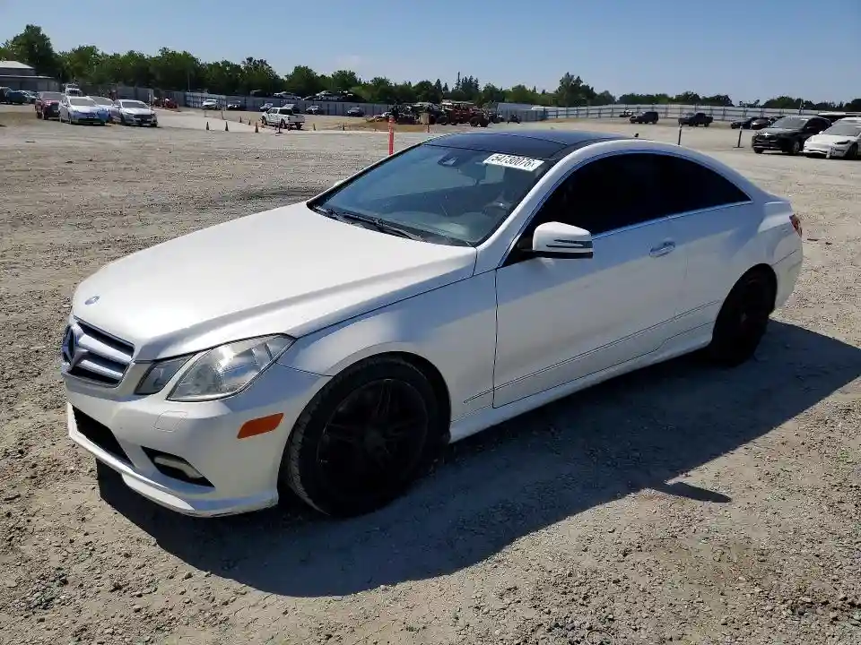 WDDKJ7CB6AF040972 2010 MERCEDES-BENZ E-CLASS-0