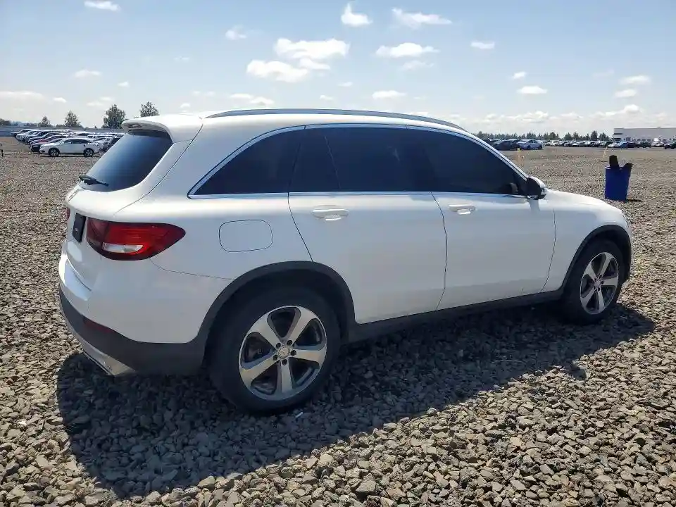 WDC0G4JB3HF193315 2017 MERCEDES-BENZ GLC-CLASS-2