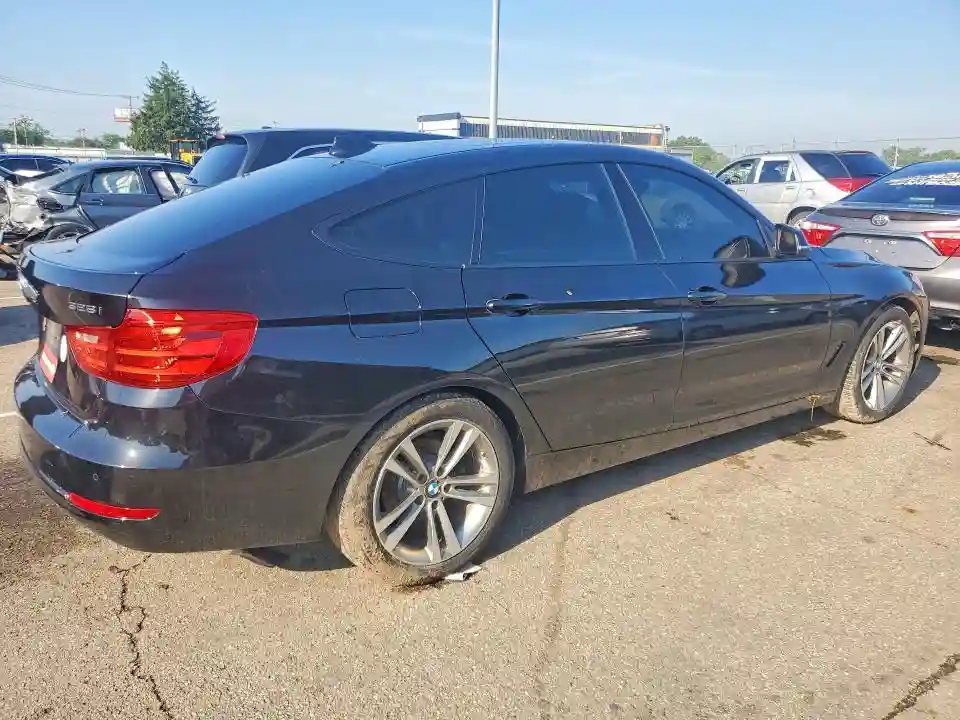 WBA8Z5C5XGG501389 2016 BMW 3 SERIES-2