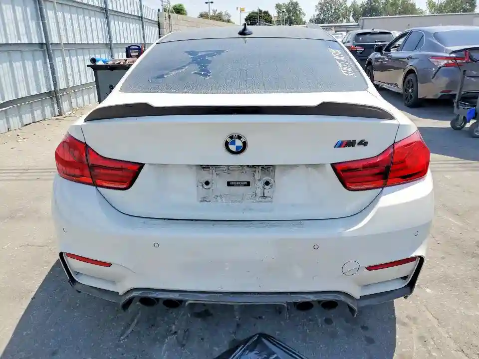 WBS4Y9C5XJAC86890 2018 BMW M4-5