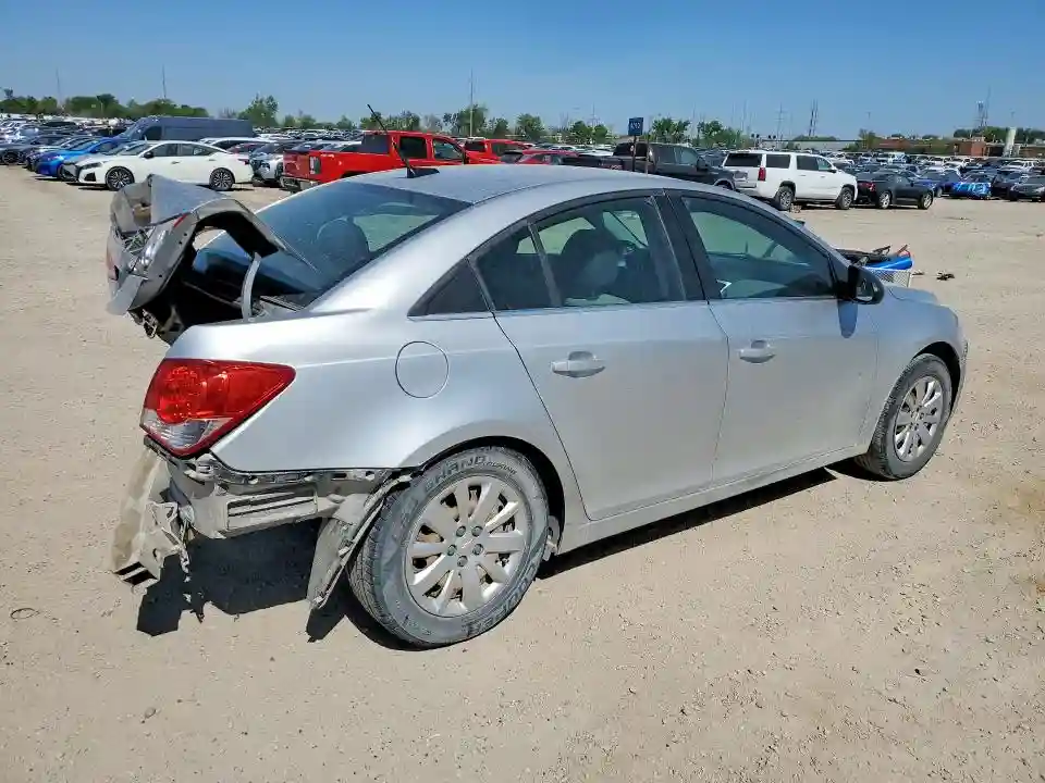 1G1PD5SH1B7174066 2011 CHEVROLET CRUZE-2