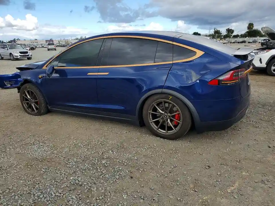 5YJXCBE47HF052865 2017 TESLA MODEL X-1