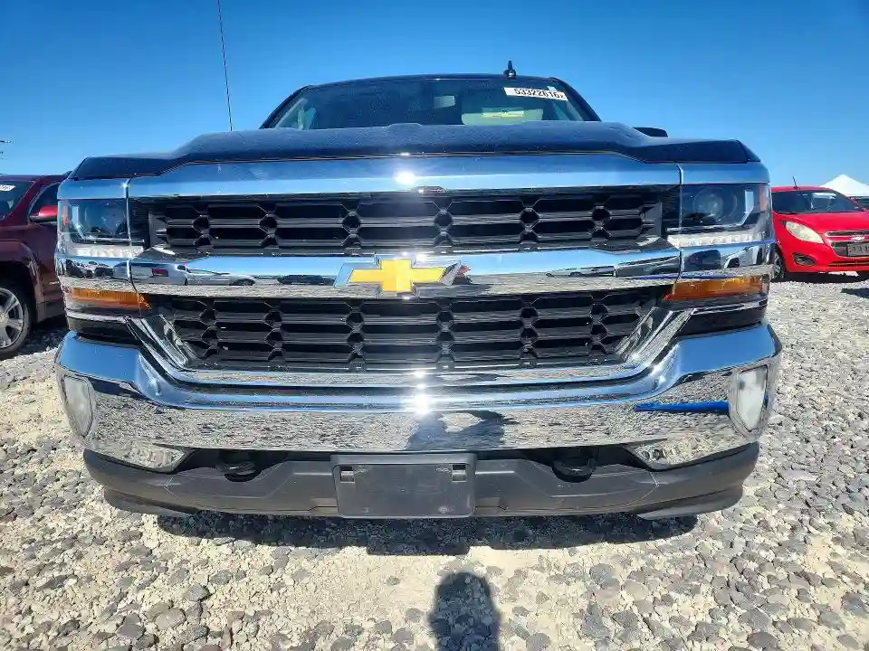 1GCVKREC4HZ407401 2017 CHEVROLET SILVERADO-4