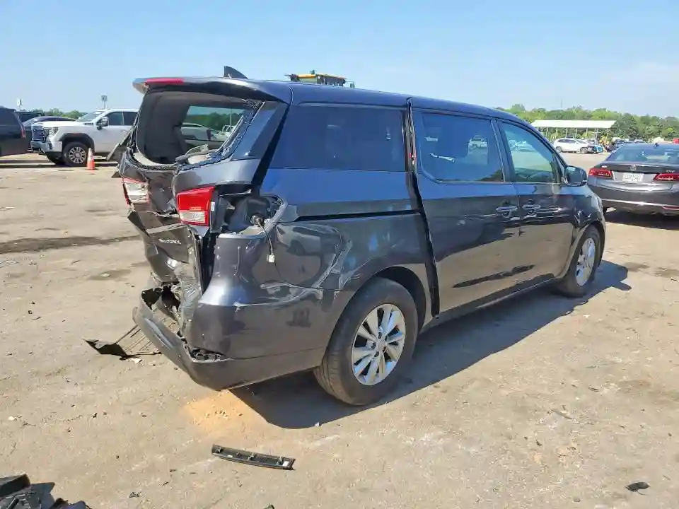 KNDMB5C12H6227342 2017 KIA SEDONA-2