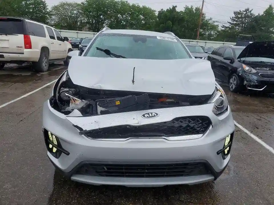 KNDCB3LC7L5374692 2020 KIA NIRO-4