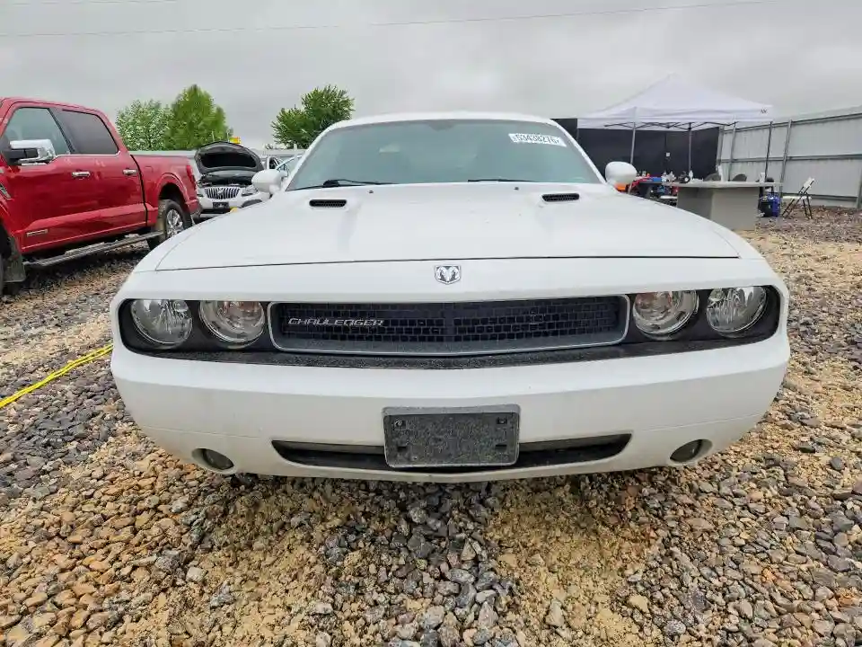 2B3CJ4DV8AH318227 2010 DODGE CHALLENGER-4