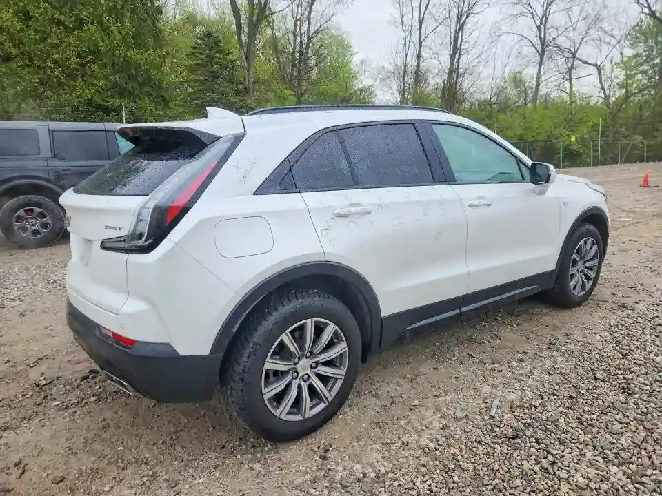 1GYFZFR46PF193345 2023 CADILLAC XT4-2