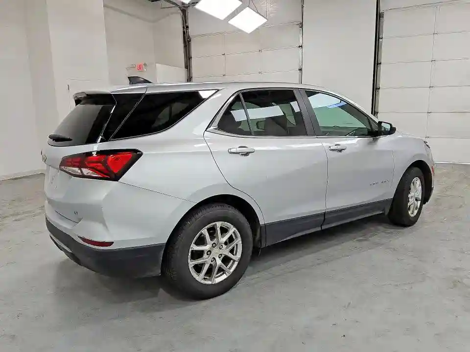 3GNAXJEV9NL217347 2022 CHEVROLET EQUINOX-2