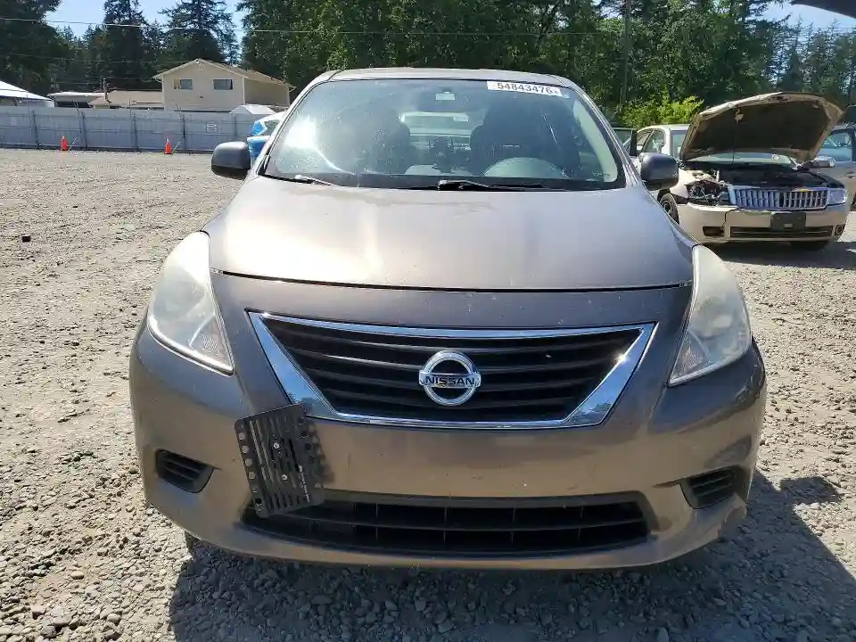3N1CN7AP4DL829930 2013 NISSAN VERSA-4