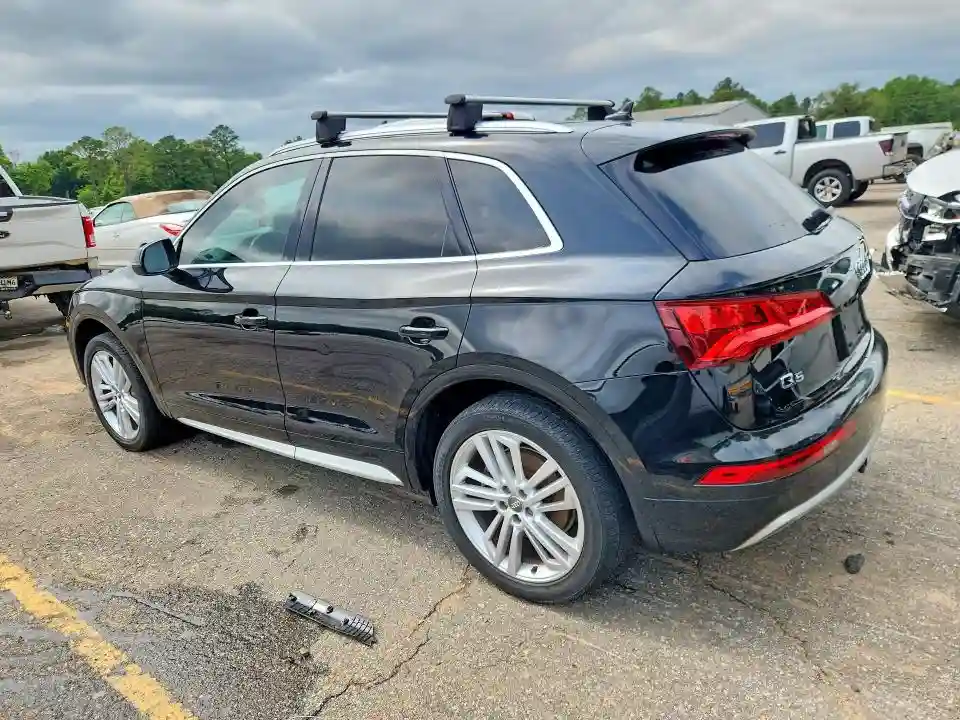 WA1BNAFY2J2243807 2018 AUDI Q5-1