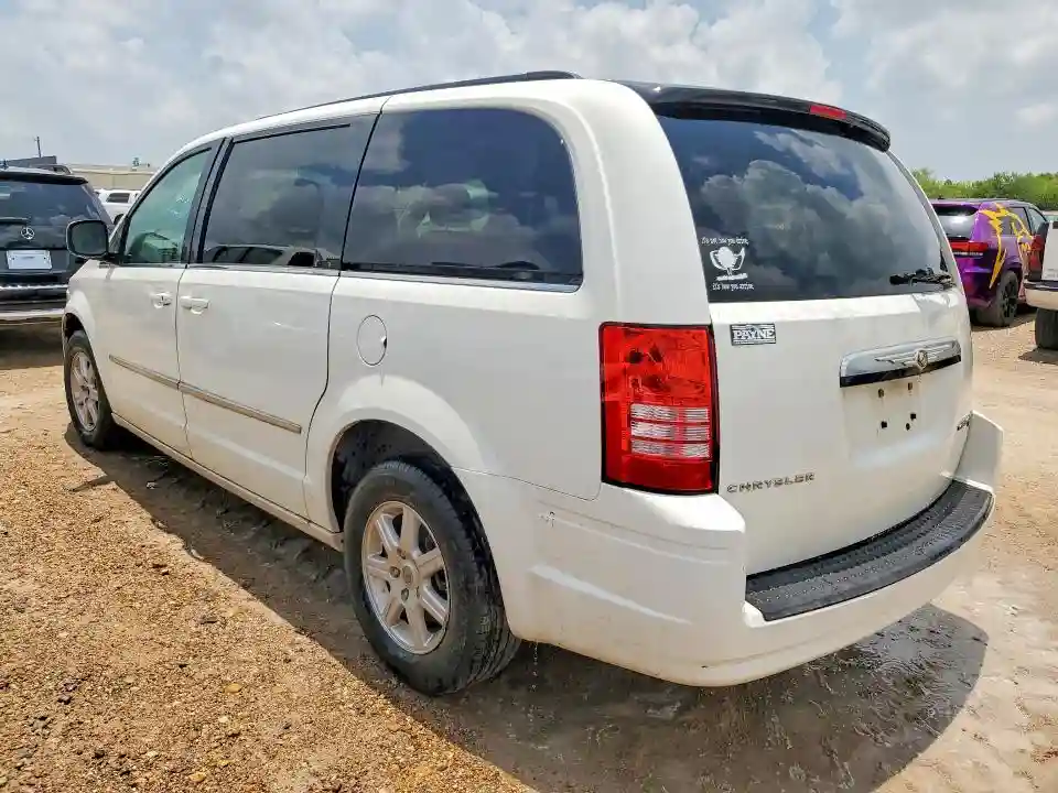 2A4RR5D13AR460543 2010 CHRYSLER MINIVAN-1