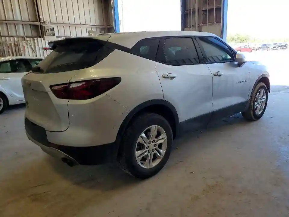 3GNKBBRA9KS682129 2019 CHEVROLET BLAZER-2