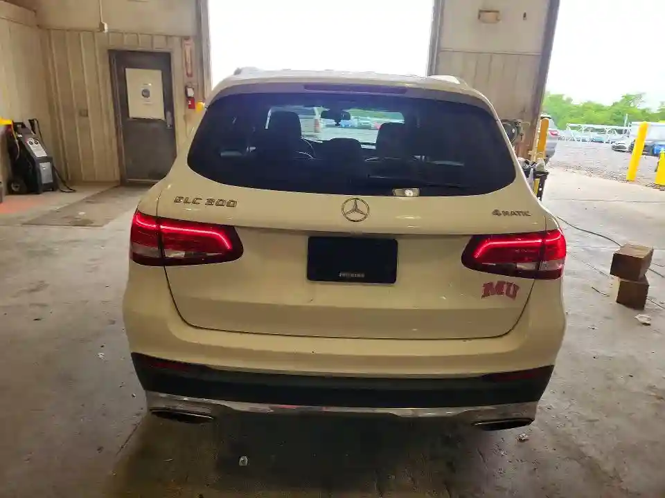 WDC0G4KBXGF055493 2016 MERCEDES-BENZ GLC-CLASS-5