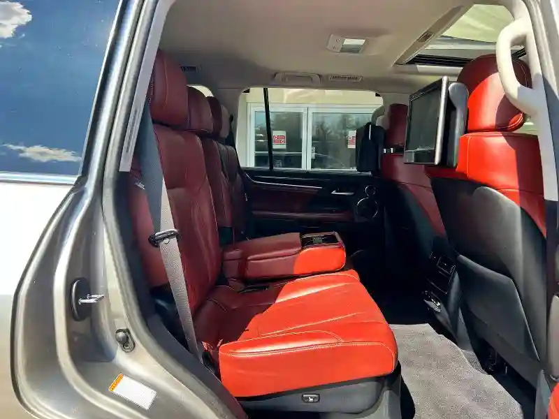 JTJHY7AX3H4246722 2017 LEXUS LX570-5
