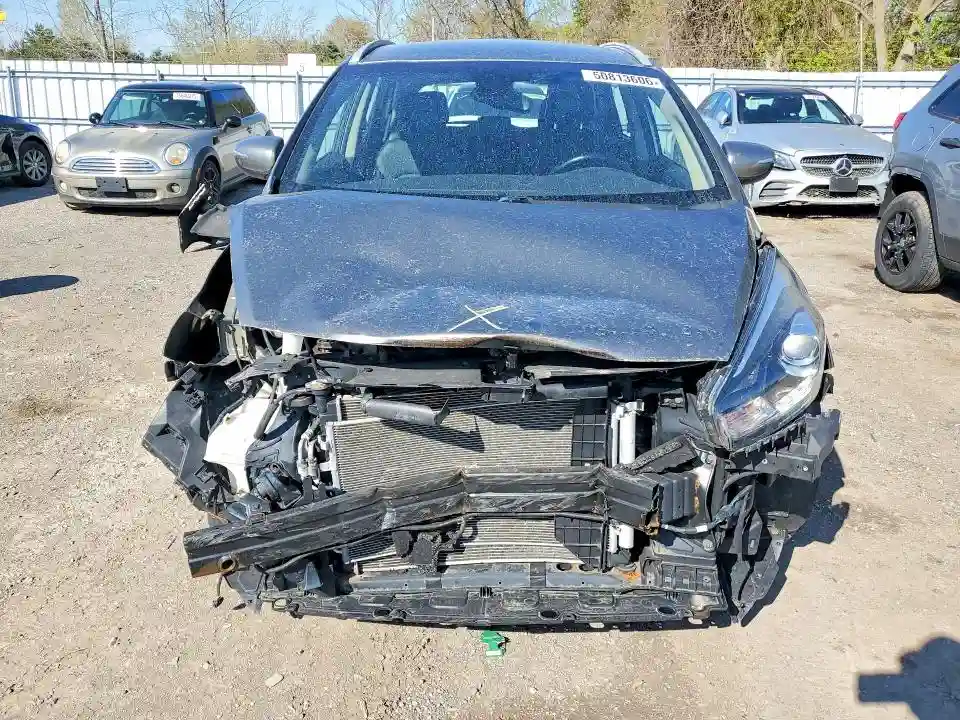 KNAHU8A33E7046187 2014 KIA RONDO-4