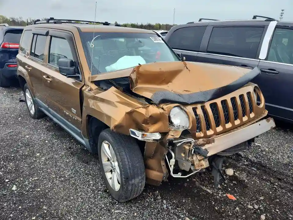 1J4NF4GB2BD169042 2011 JEEP PATRIOT-5