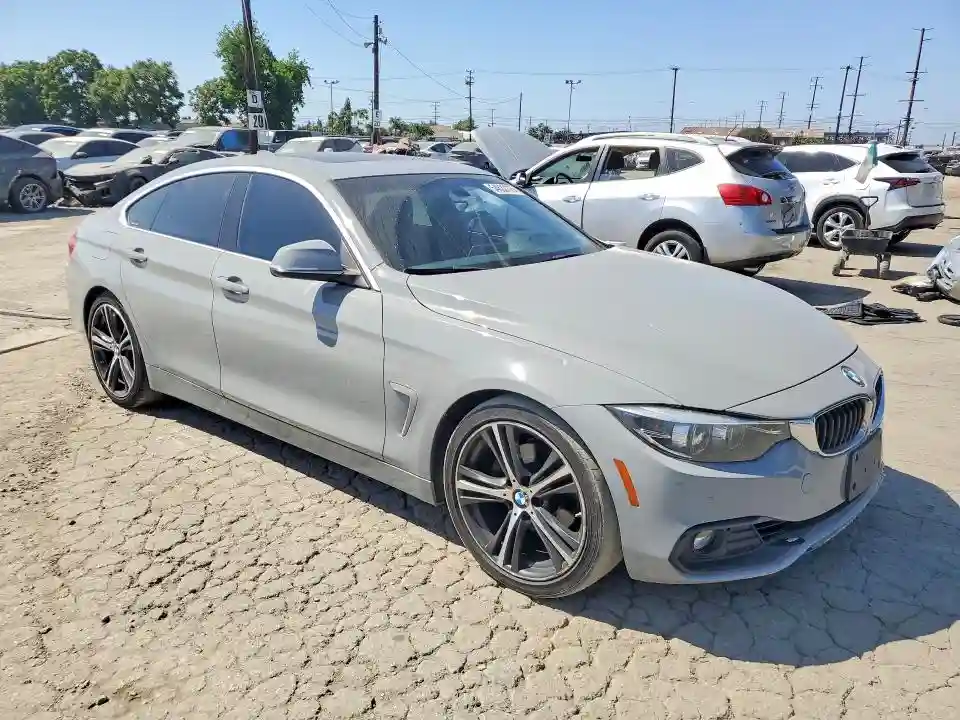 WBA4J1C54JBG76730 2018 BMW 4 SERIES-3