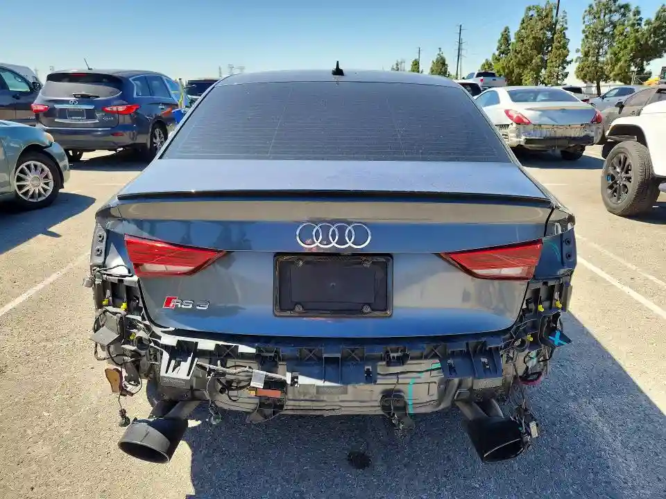 WUABWGFF8KA904691 2019 AUDI RS3-5