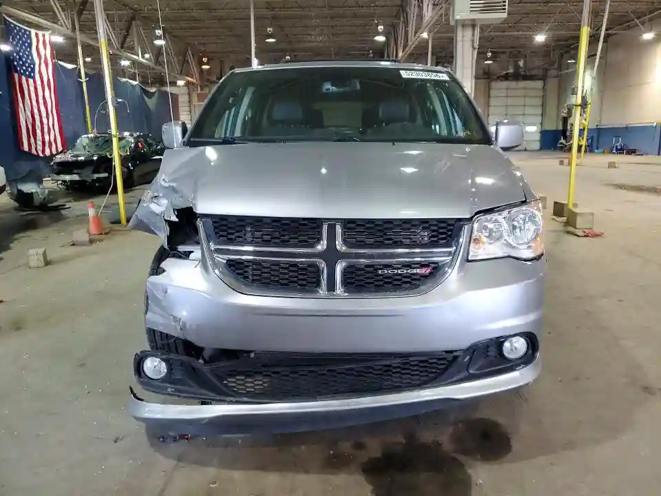 2C4RDGCG8KR545949 2019 DODGE CARAVAN-4