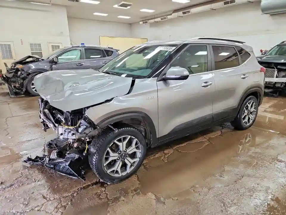KNDERCAA6M7214668 2021 KIA SELTOS-0