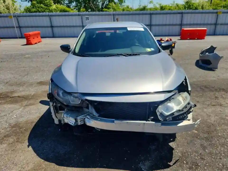 19XFC2E52JE032877 2018 HONDA CIVIC-4