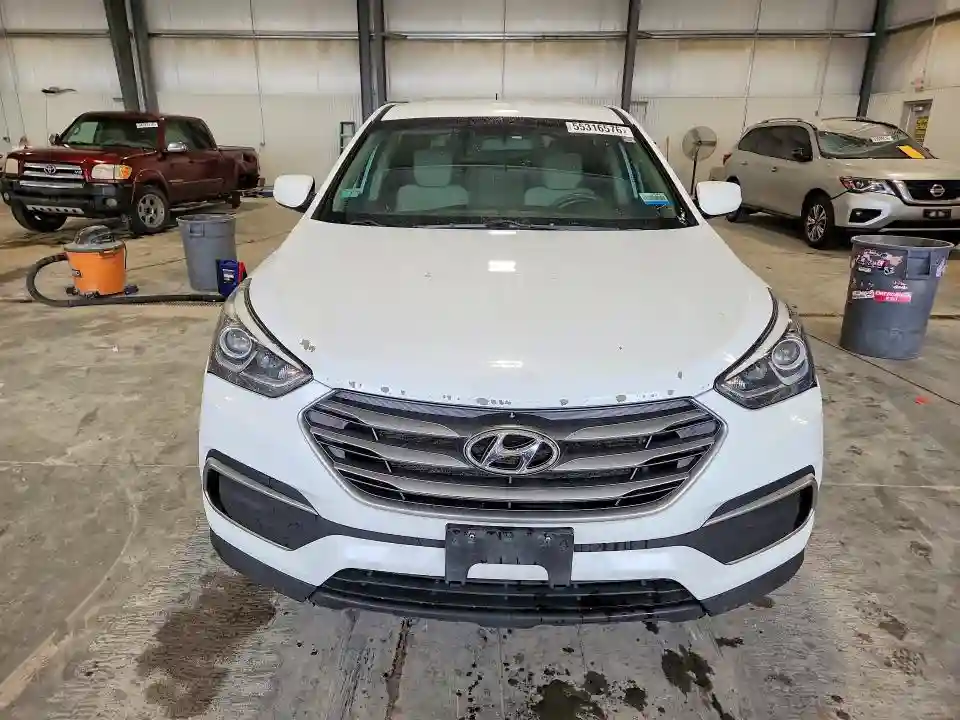 5NMZTDLB7JH062872 2018 HYUNDAI SANTA FE-4