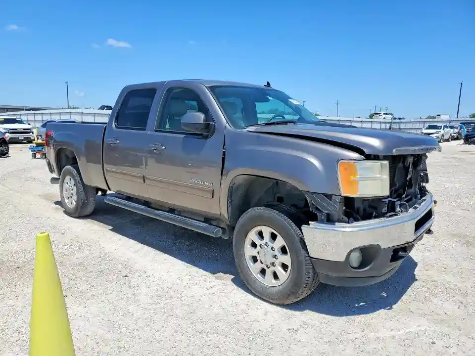 1GT121E87DF112011 2013 GMC SIERRA-3