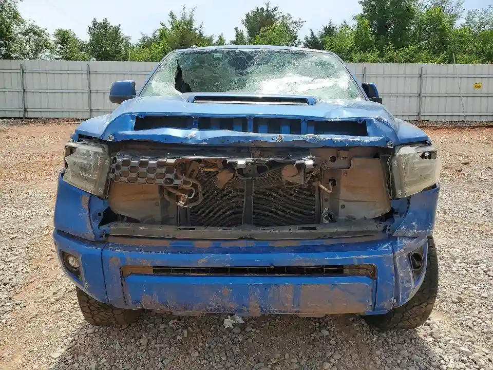 5TFDW5F1XJX765903 2018 TOYOTA TUNDRA-4