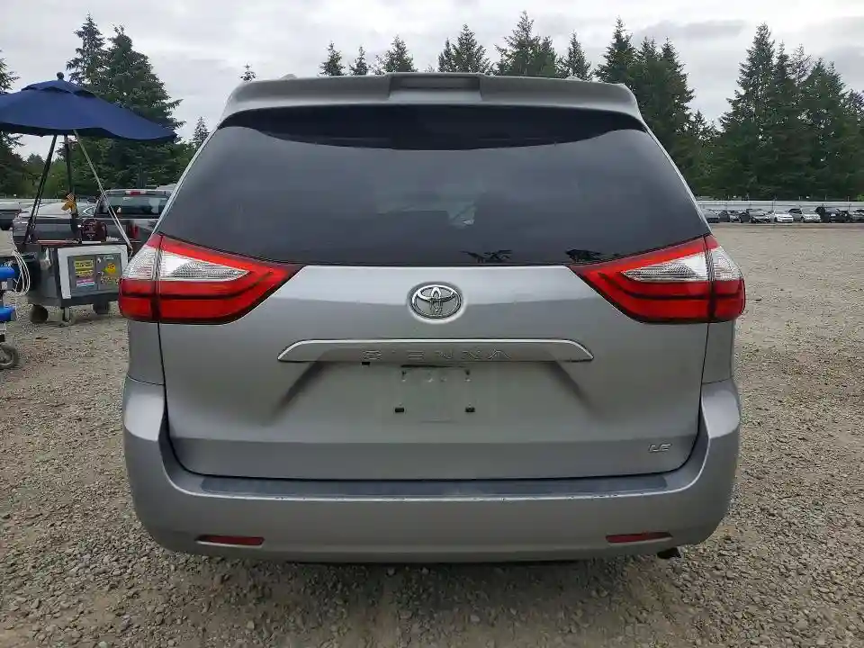 5TDKZ3DC1JS904751 2018 TOYOTA SIENNA-5