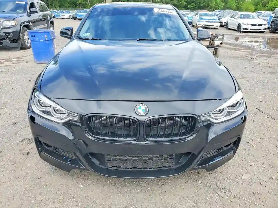 WBA8A3C54JK763747 2018 BMW 3 SERIES-4