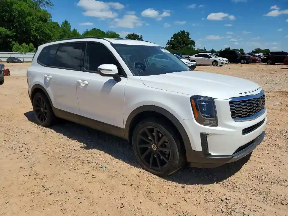 5XYP34HC9LG060918 2020 KIA TELLURIDE-3