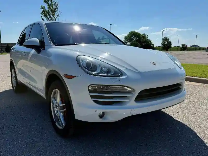 WP1AA2A28ELA02404 2014 PORSCHE CAYENNE-0