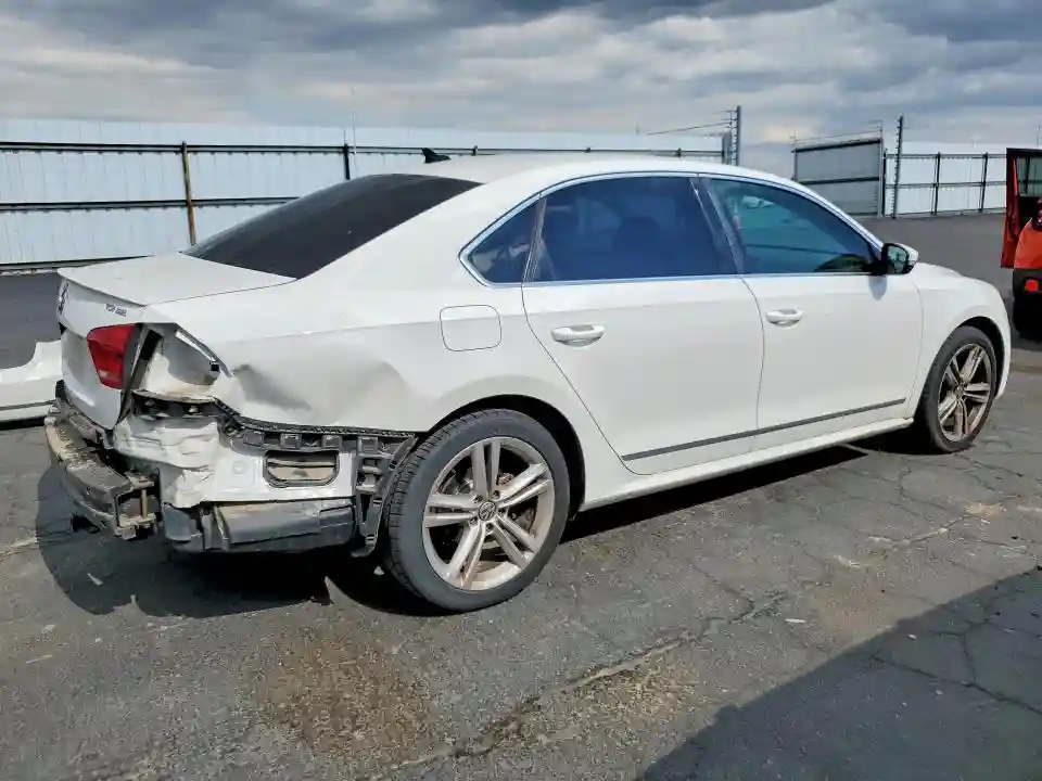 1VWCN7A3XEC030626 2014 VOLKSWAGEN PASSAT-2