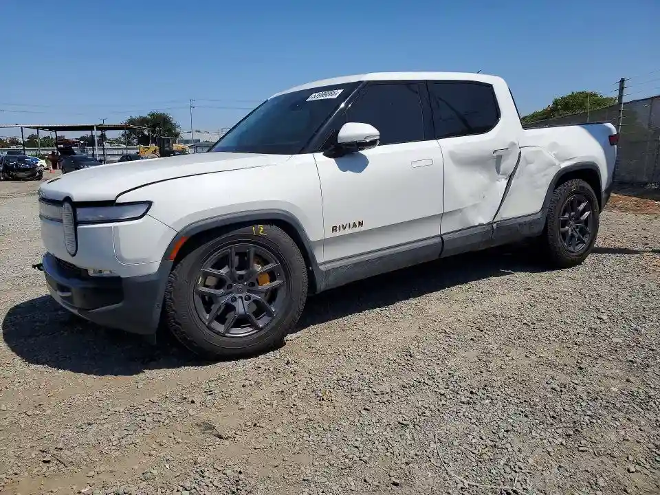 7FCTGAAAXNN015566 2022 RIVIAN RIT-0