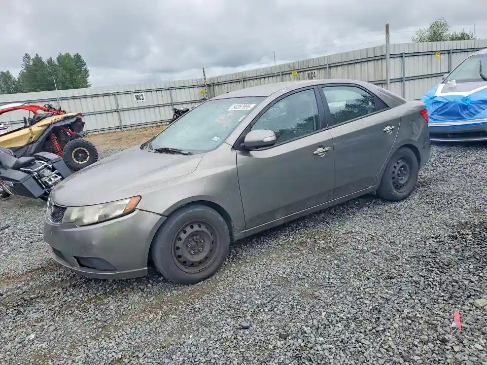 KNAFU4A2XA5809660 2010 KIA FORTE-0