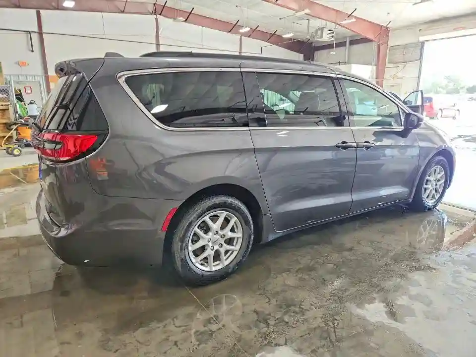 2C4RC1BGXNR188442 2022 CHRYSLER PACIFICA-2
