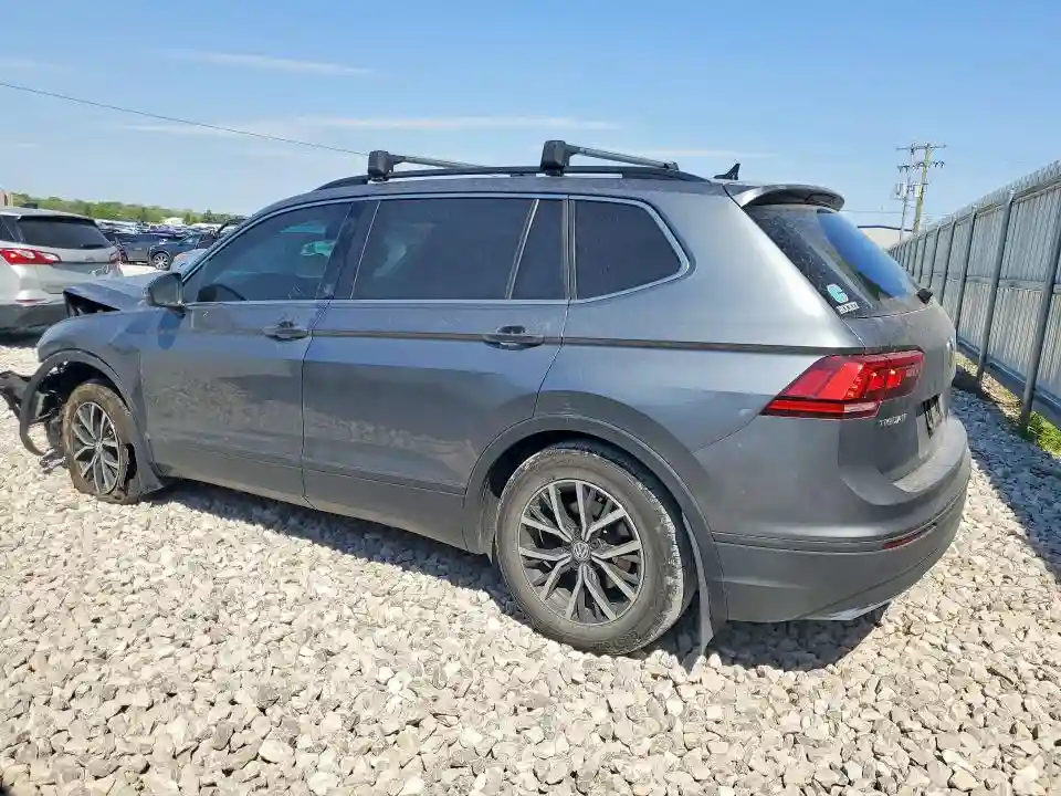 3VV2B7AX3KM010708 2019 VOLKSWAGEN TIGUAN-1