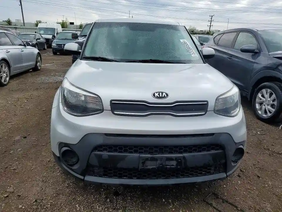 KNDJN2A27K7687960 2019 KIA SOUL BASE-4