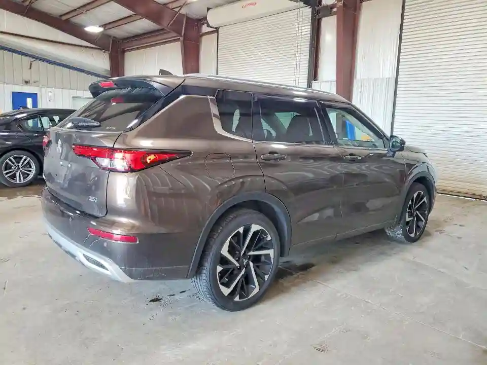 JA4J4VA86NZ072893 2022 MITSUBISHI OUTLANDER-2