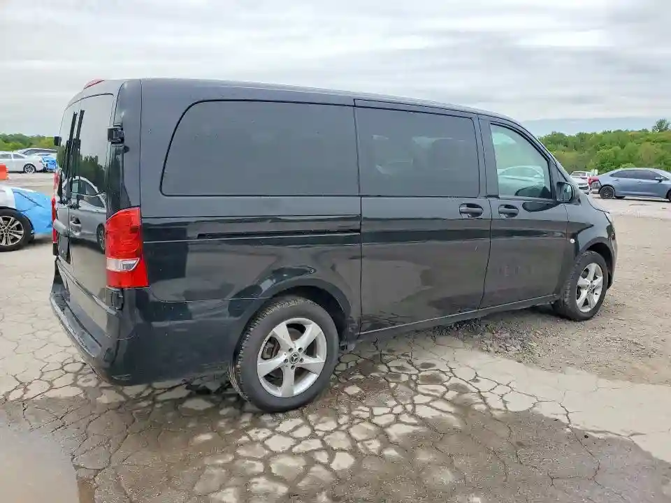 WD4PG2EE9J3490793 2018 MERCEDES-BENZ METRIS-2
