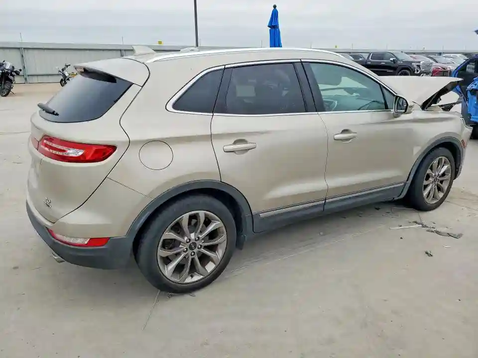 5LMCJ1A9XFUJ10061 2015 LINCOLN MKZ-2