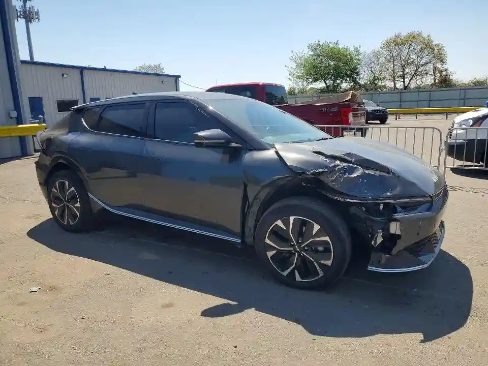 KNDC34LAXR5614179 2024 KIA ALL OTHER-3